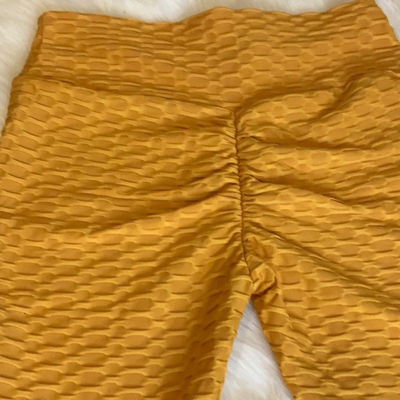 Leggings - Picture 2 of 3